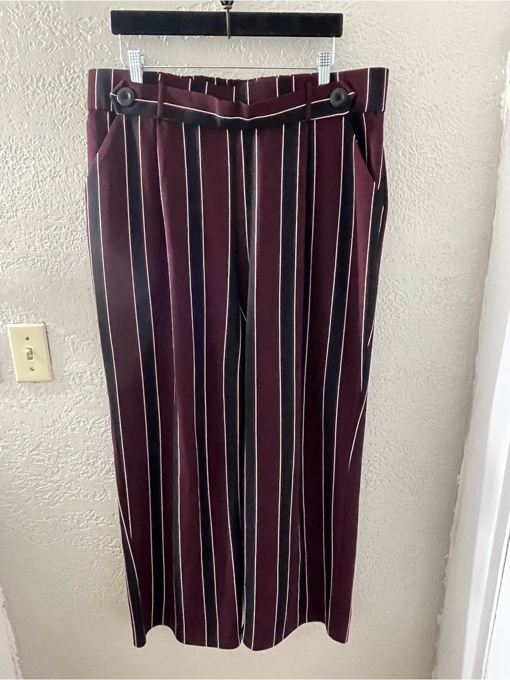 C est. 1946 Women Wide-Leg Burgundy Striped Paperbag Waist Trouser Pants 18/20W